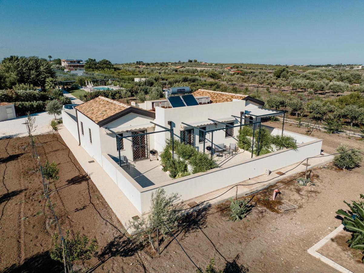 Baglio Il Gelso E L'Ulivo Appartamento Il Fico Noto Exterior photo